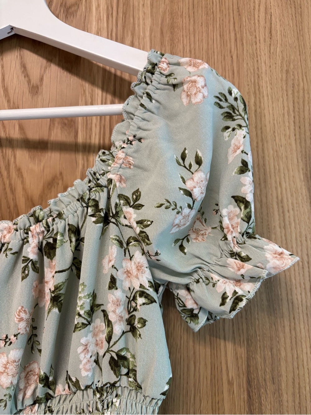 Floral Smocked Peasant Top in Sage Green - Picture 4 of 5